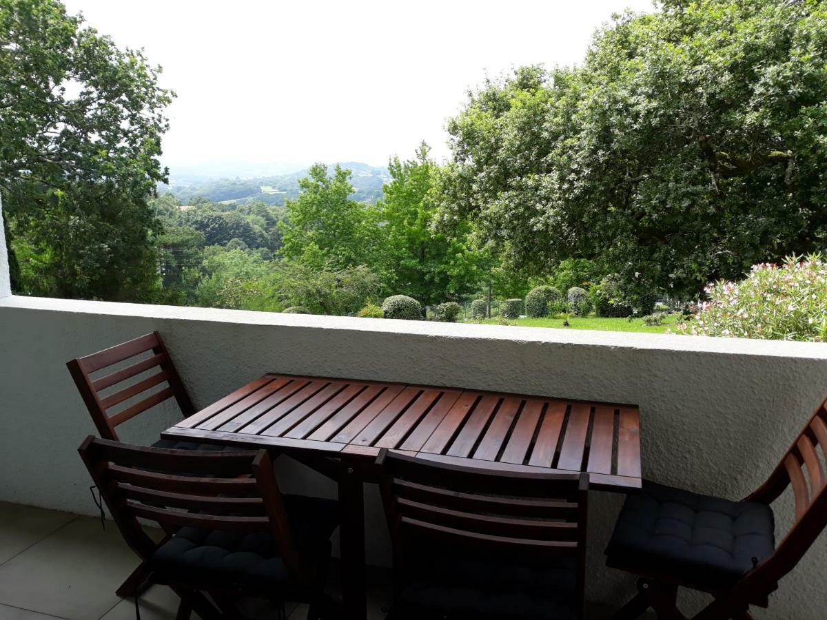 Studio Haut De Bordagain Ciboure Bagian luar foto